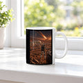 Die fallenden Sterne – Astronaut und Rover vor einer Kolonie mit Meteoriteneinschlag, Tasse Weiß, auf einer Fensterbank