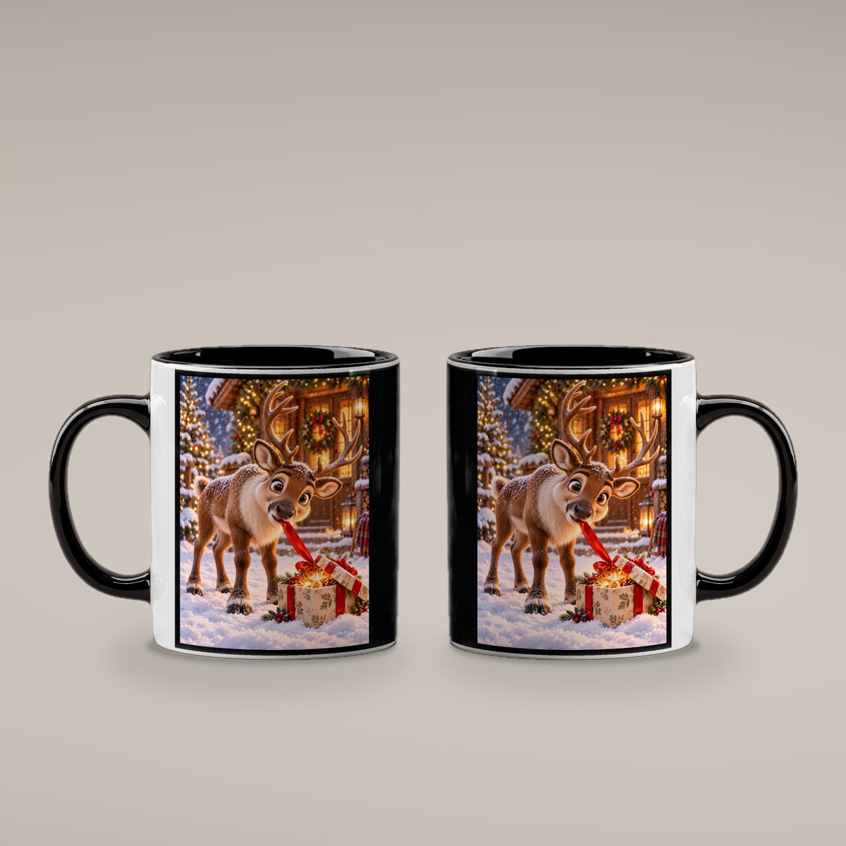 Geschenk-Inspektor – Rentiertasse. Beidseitige Motivansicht. 4 BEIDE SEITEN. Innen schwarz.
