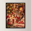 Geschenkband-Dieb – Gerahmtes Katzenbild – Frontalansicht im schwarzen Holzrahmen, ohne Passepartout; M 30×40, L 45×60 und XL 60×80 cm.