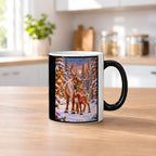 Nasenkuss im Schnee – Rentiertasse. Beidseitige Motivansicht. 2 KUECHE HEISS. Zaubertasse: Wärmeeffekt.