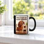 Geduldsbrüher – Dackeltasse mit Spruch. Spruch: Meine Geduld wird separat aufgebrüht. Beidseitiges Hochformatmotiv. 3 FENSTER HEISS. Zaubertasse: Wärmeeffekt.