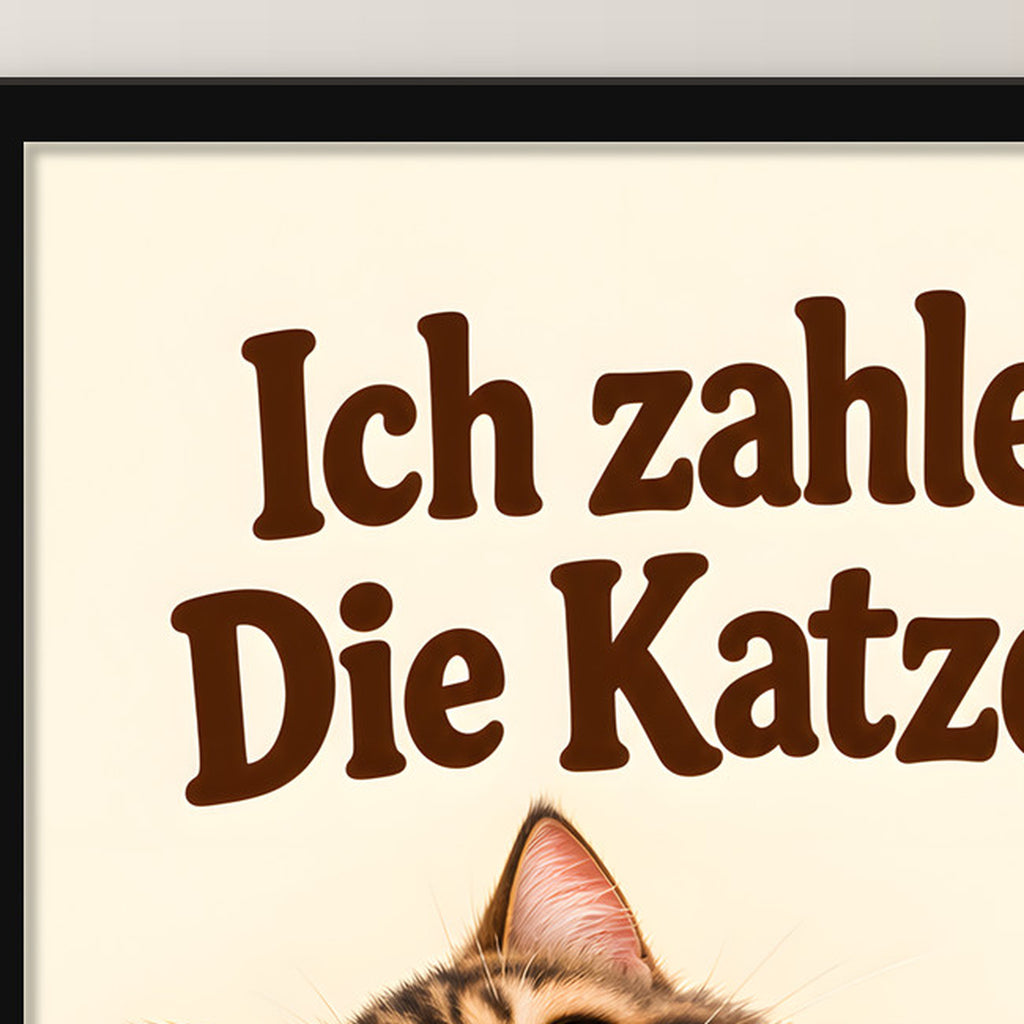 Wohnrecht mit Fell – Gerahmtes Katzenbild. Spruch: Ich zahle Miete. Die Katze wohnt. Schwarzer Rahmen ohne Passepartout. 4 RAHMENDETAIL. 30×40 cm.