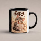 Kleiner Morgenmuffel – Katzentasse mit Spruch. Spruch: Eepy Beidseitige Motivansicht. 1 STUDIO. Innen schwarz.