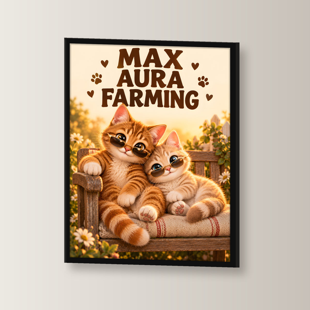 Zwei coole Samtpfoten – Gerahmtes Katzenbild. Spruch: MAX AURA FARMING Schwarzer Rahmen ohne Passepartout. 2 WINKEL. 30×40 cm.