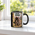 Tapferer Samtpfotenritter – Katzentasse mit Spruch. Spruch: Halt, Stopp! Beidseitige Motivansicht. 3 FENSTER. Innen schwarz.
