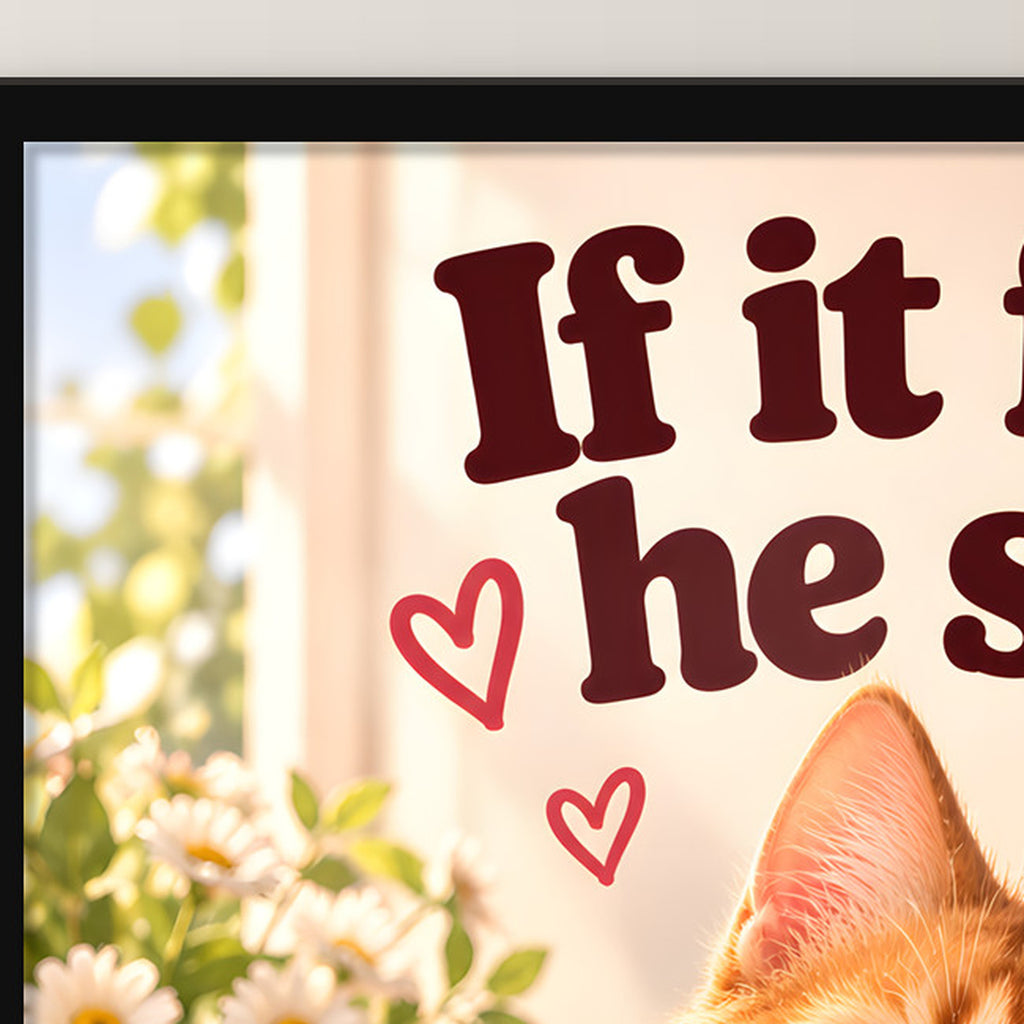 Topfbesetzer – Gerahmtes Katzenbild. Spruch: If it fits he sits Schwarzer Rahmen ohne Passepartout. 4 RAHMENDETAIL. 30×40 cm.