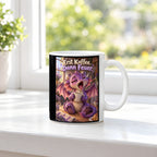 Morgenmuffel – Drachen-Tasse. Spruch: Erst Kaffee. Dann Feuer. Weiß. 3 FENSTER.