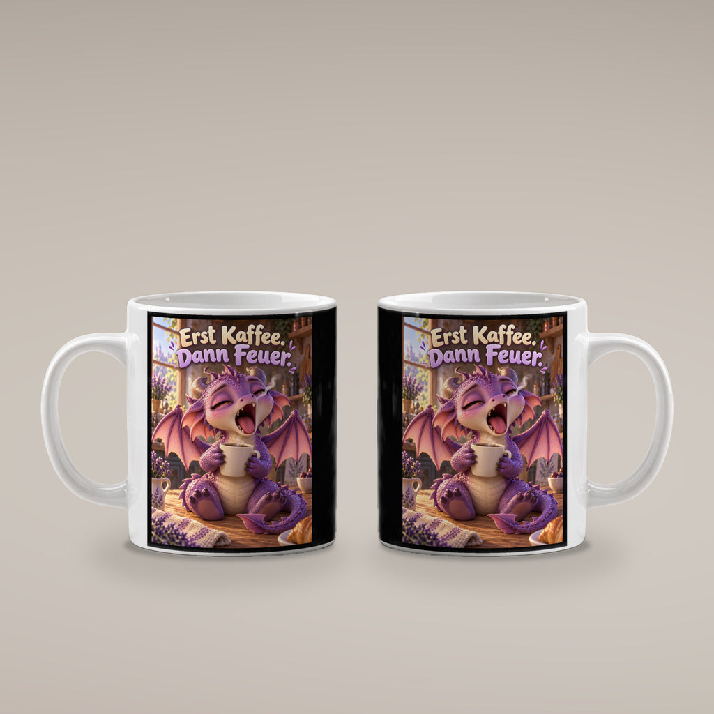 Morgenmuffel – Drachen-Tasse. Spruch: Erst Kaffee. Dann Feuer. Weiß. 4 BEIDE SEITEN.