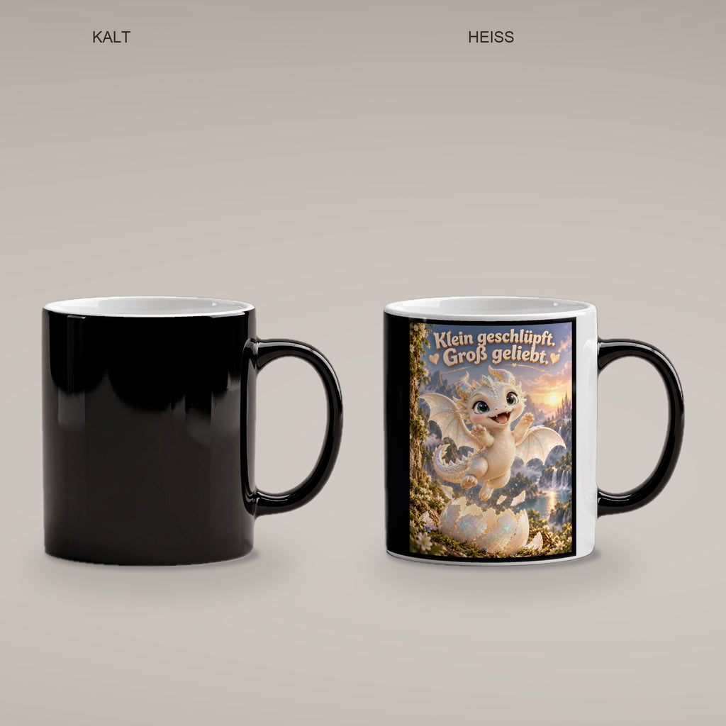 Erstes Funkeln – Drachen-Tasse. Spruch: Klein geschlüpft. Groß geliebt. Black Edition mit Wärmeeffekt. 4 KALT HEISS.