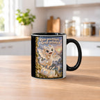 Erstes Funkeln – Drachen-Tasse. Spruch: Klein geschlüpft. Groß geliebt. Innen schwarz. 2 KUECHE.