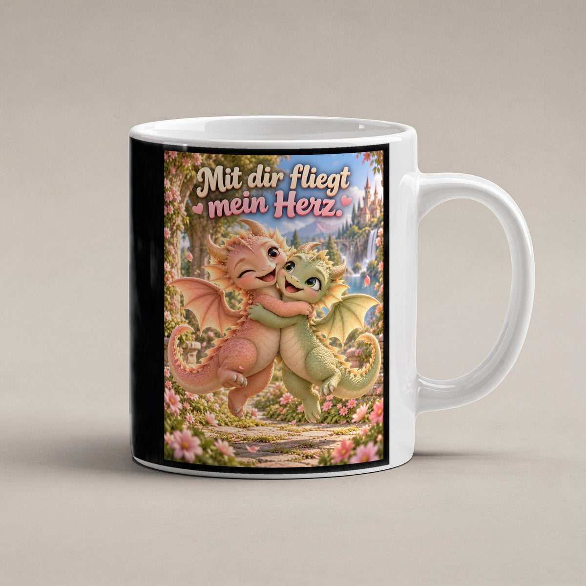 Drachenliebe – Drachen-Tasse. Spruch: Mit dir fliegt mein Herz. Weiß. 1 STUDIO.
