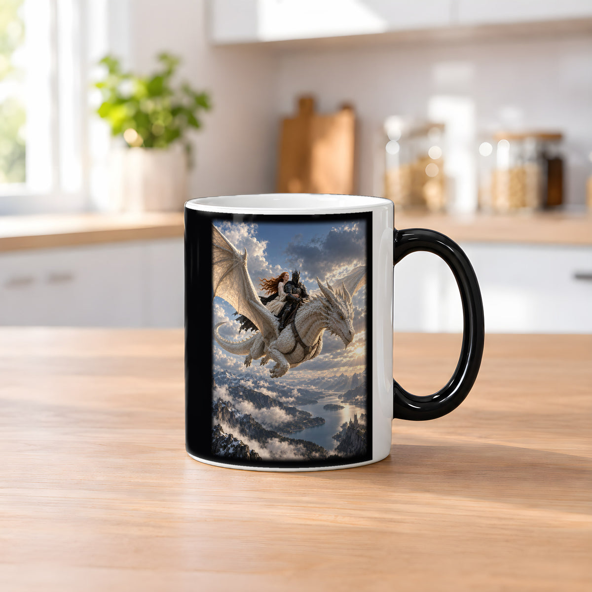 Gemeinsam über den Gipfeln – Drachen-Tasse, Black Edition, Küchenszene