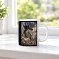 Angriff aus den Wolken – Drachen-Tasse, weiß, am Fenster