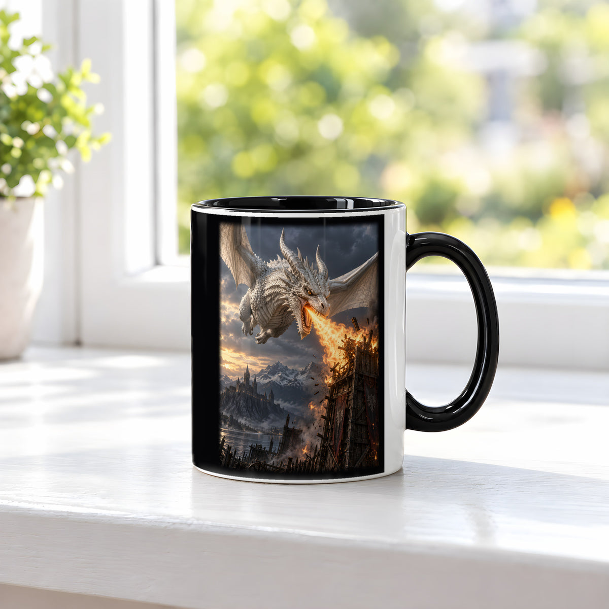 Feuer des Wächters – Drachen-Tasse, innen schwarz, am Fenster