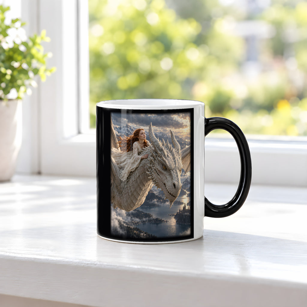 Sicher durch den Sturm – Drachen-Tasse, Black Edition, am Fenster