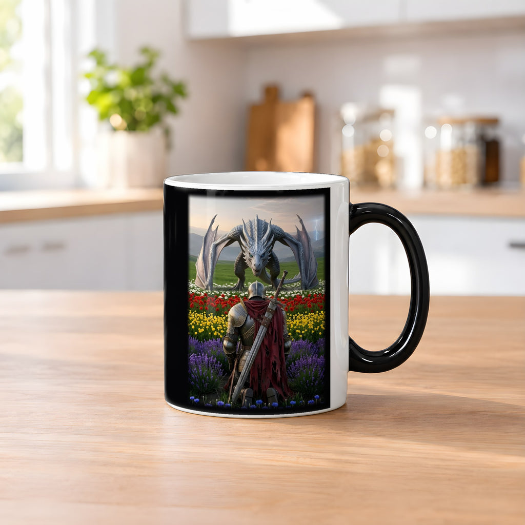 Die Audienz – Black Edition Zaubertasse mit Motiv (heiß), auf dem Küchentresen
