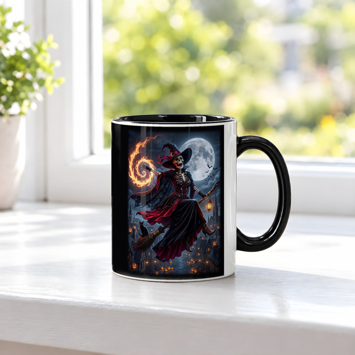 Die Besenkönigin – Tasse innen schwarz, auf der Fensterbank