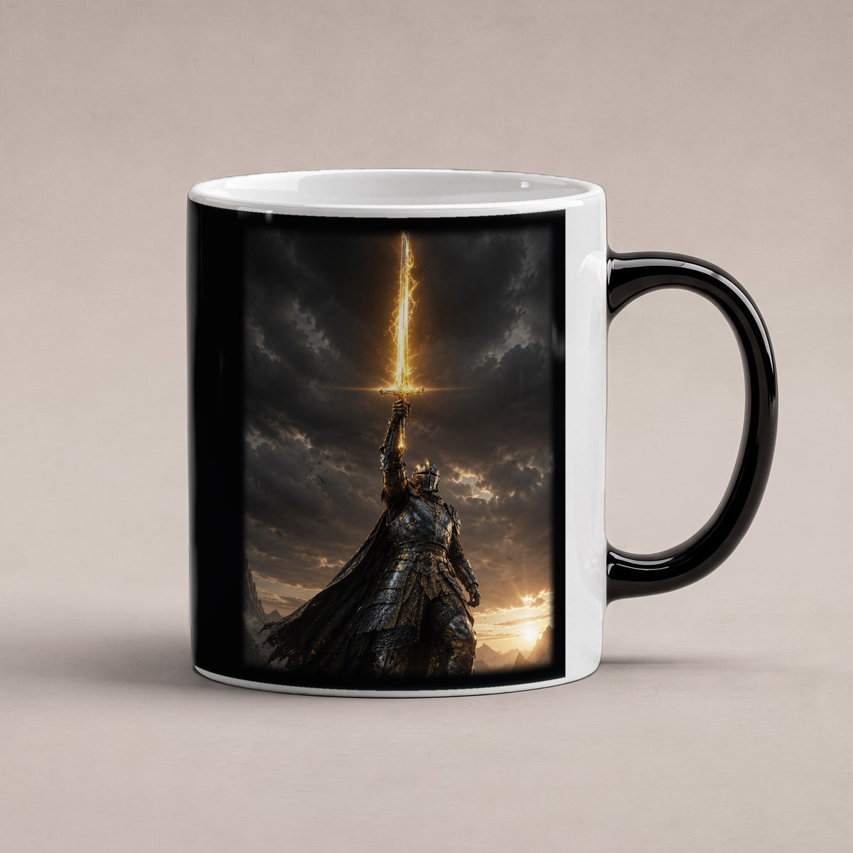Die Sonnenklinge – Black Edition Zaubertasse mit Motiv (heiß), freigestellt