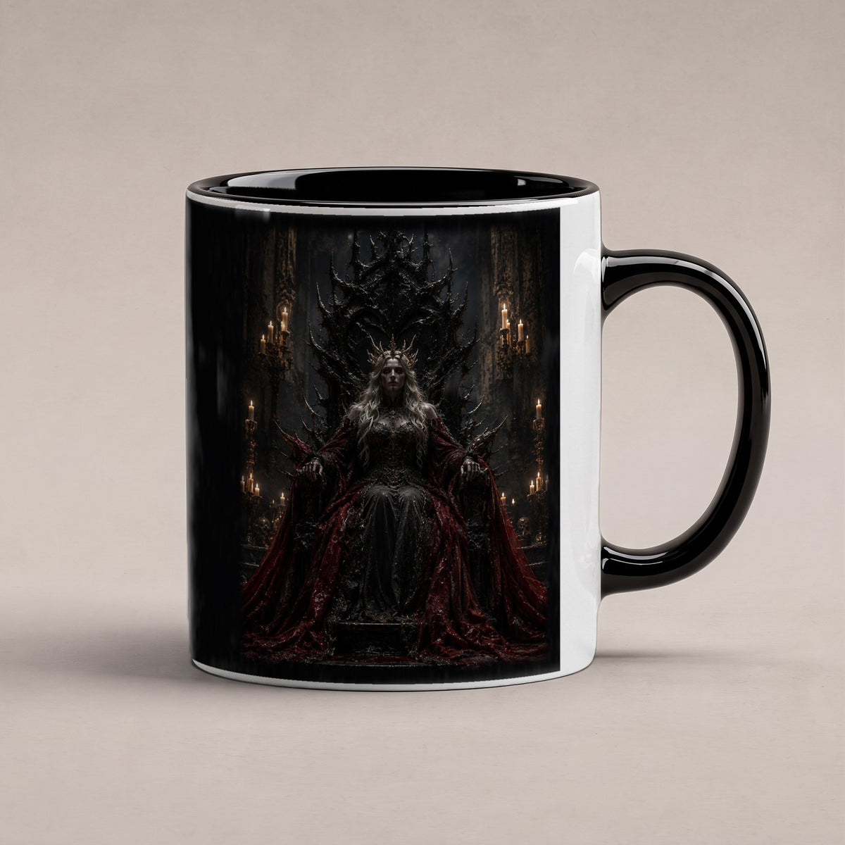 Die Dunkelkönigin – Tasse innen schwarz, freigestellt