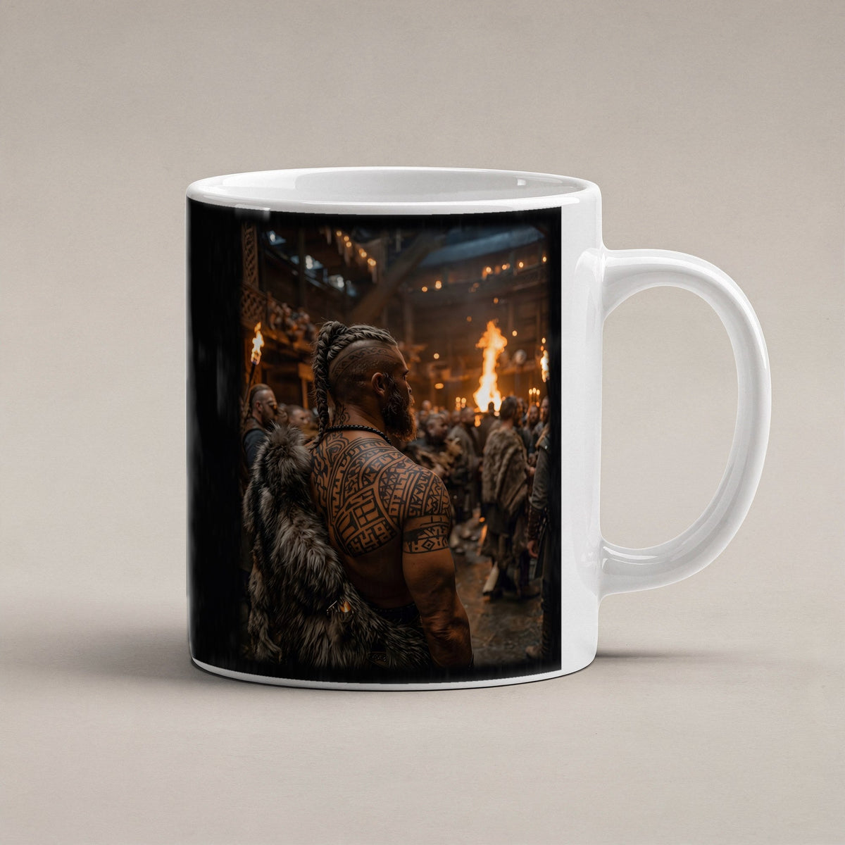Einzug in die Halle – weiße Tasse, freigestellt