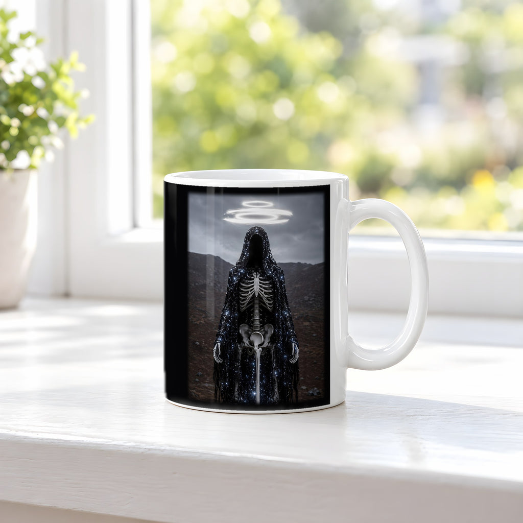 Der Ewige Pilger – weiße Tasse, auf der Fensterbank