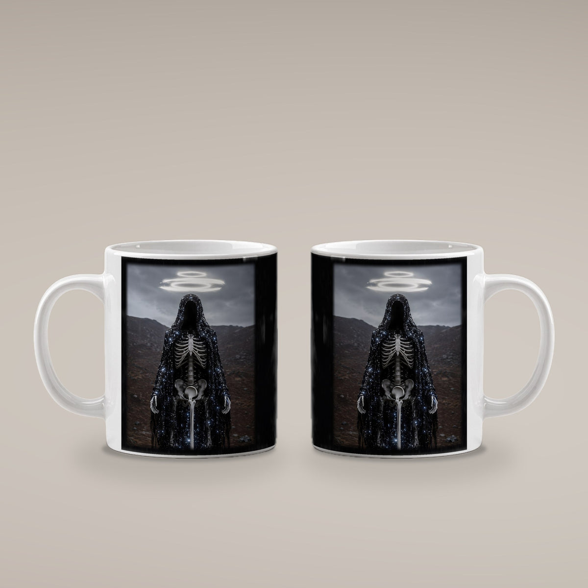 Der Ewige Pilger – weiße Tasse, beide Seiten bedruckt