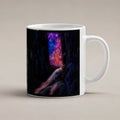 Die Kristallhöhle – weiße Tasse, freigestellt
