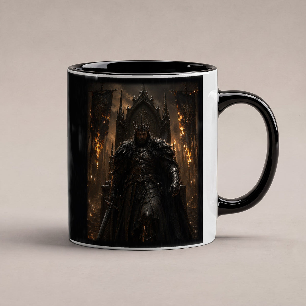 Der Flammenkönig – Tasse innen schwarz, freigestellt