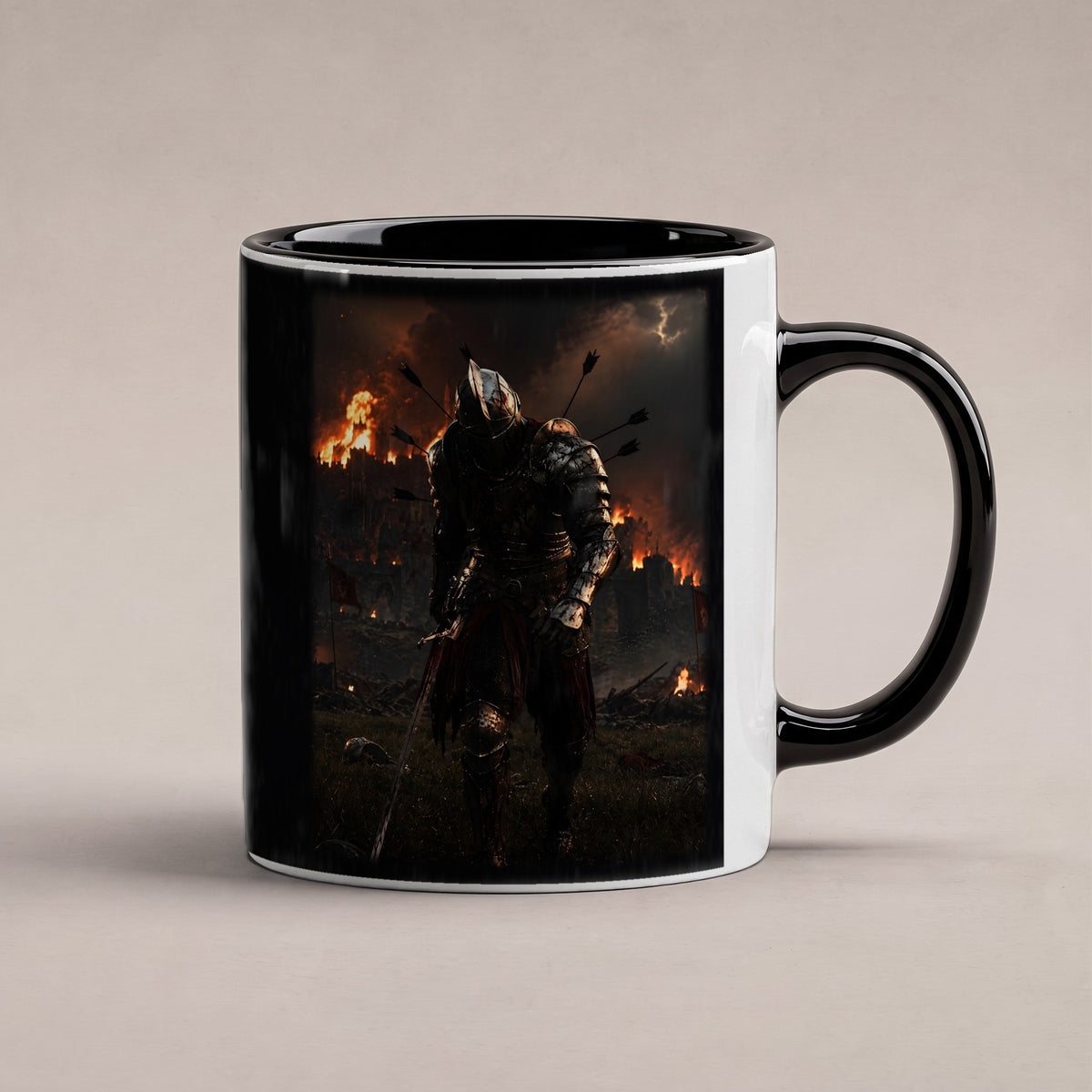 Der Flammenritter – Tasse innen schwarz, freigestellt