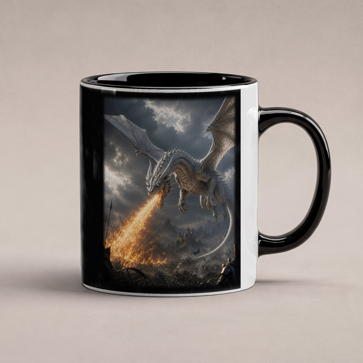 Feuer des Weißen Drachen – Tasse innen schwarz, freigestellt
