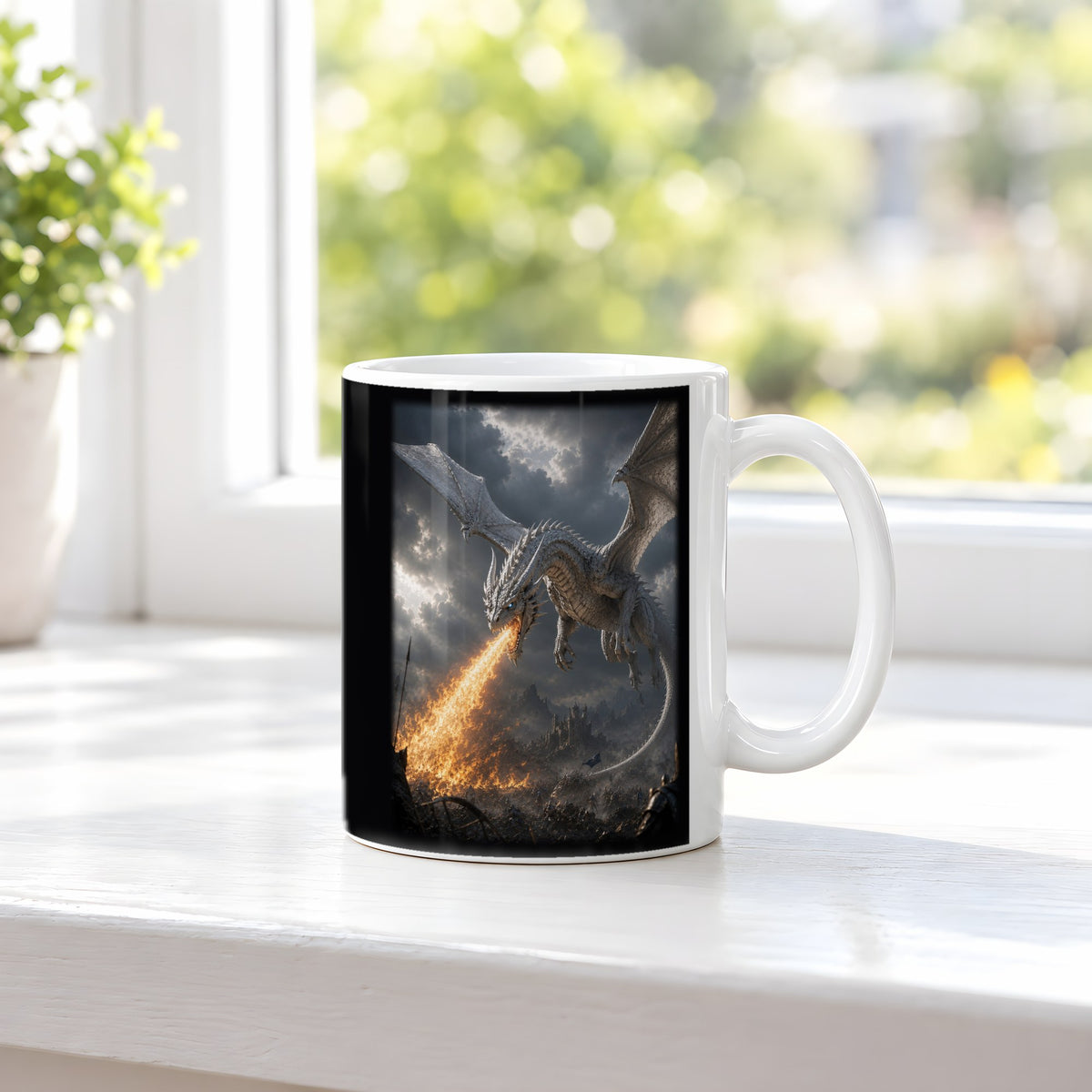 Feuer des Weißen Drachen – weiße Tasse, auf der Fensterbank