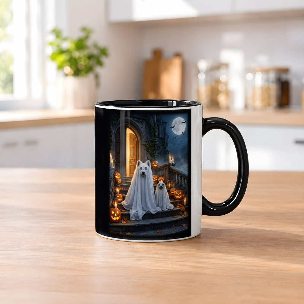 Die Spukhunde – Tasse innen schwarz, auf dem Küchentresen