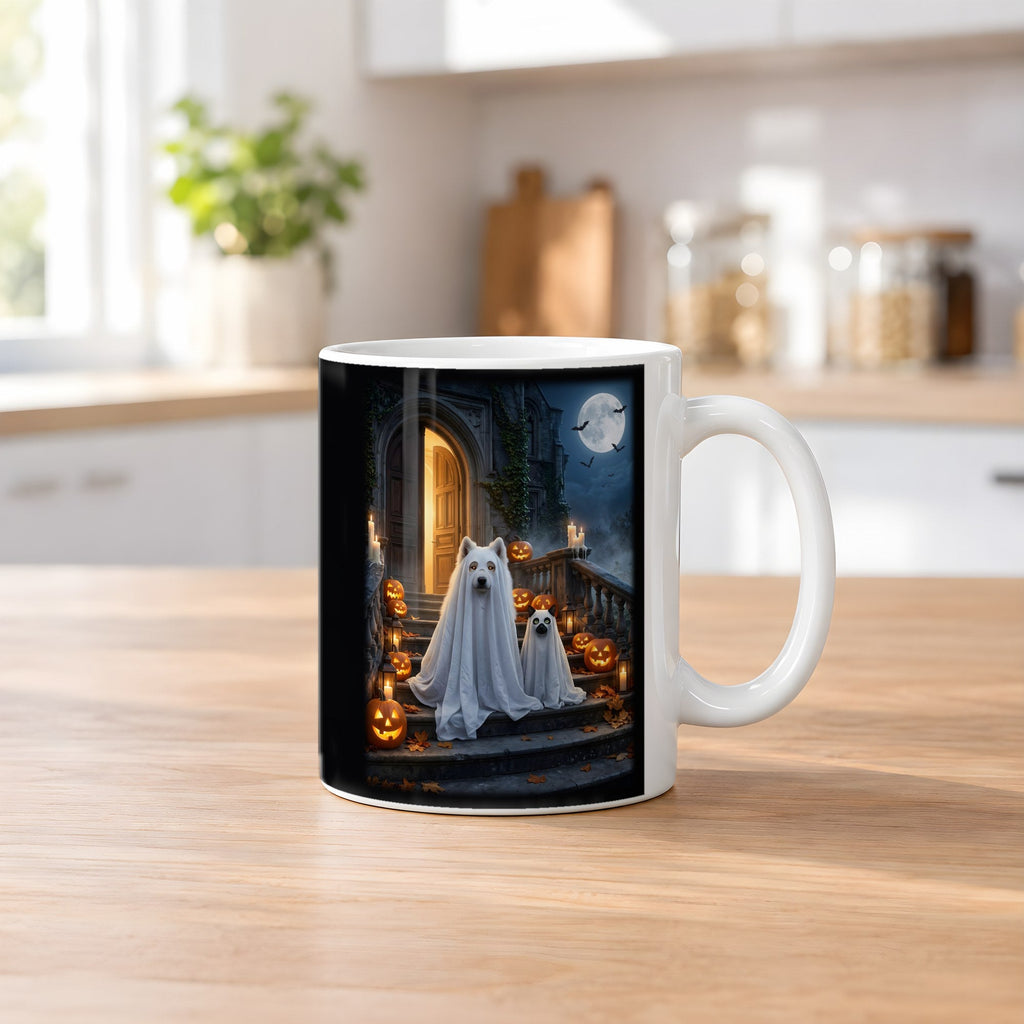 Die Spukhunde – weiße Tasse, auf dem Küchentresen