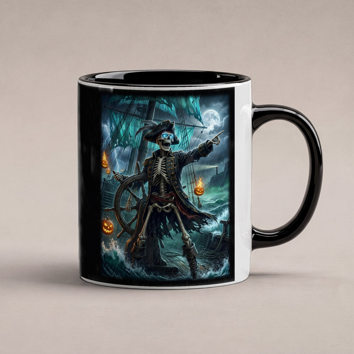 Der Geisterpirat – Tasse innen schwarz, freigestellt