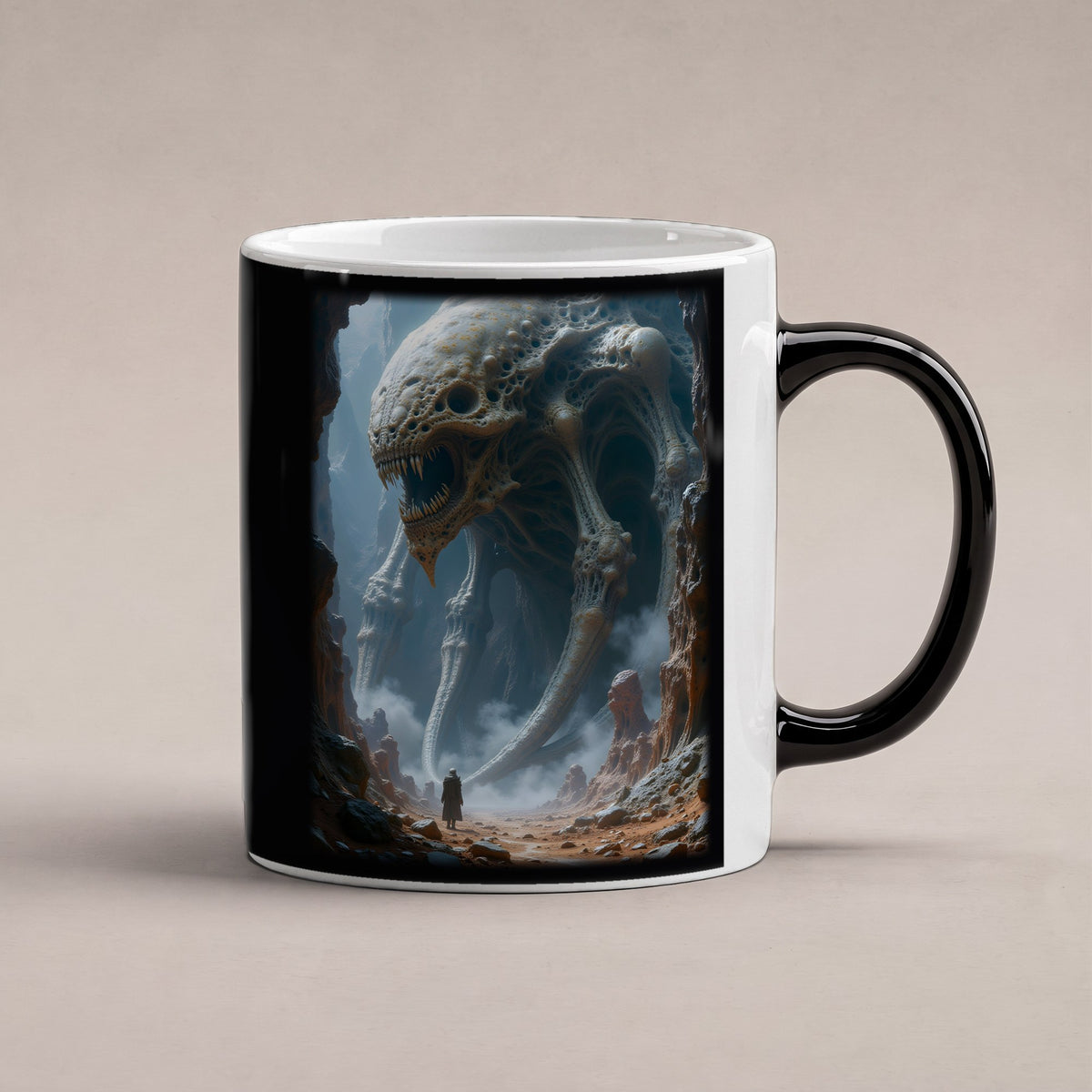 Der Hohle Koloss – Black Edition Zaubertasse mit Motiv (heiß), freigestellt