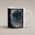 Der Hohle Koloss – weiße Tasse, freigestellt