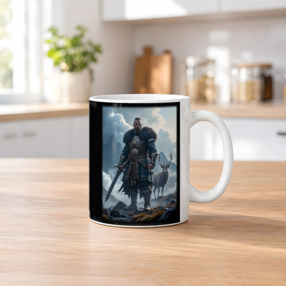 Der Hochlandwächter – weiße Tasse, auf dem Küchentresen