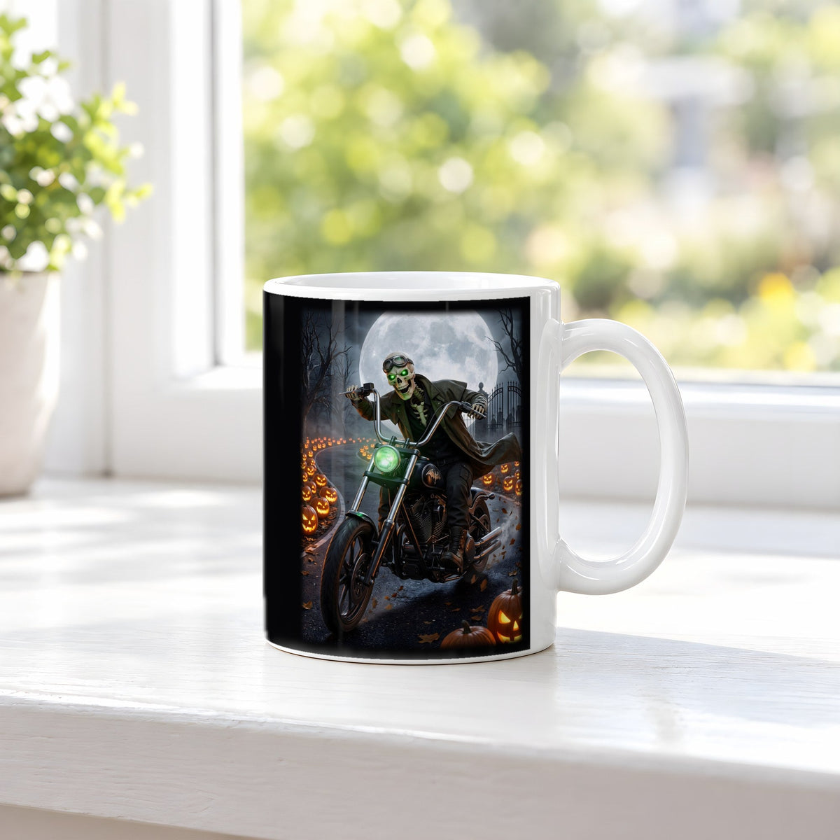 Der Knochenbiker – weiße Tasse, auf der Fensterbank