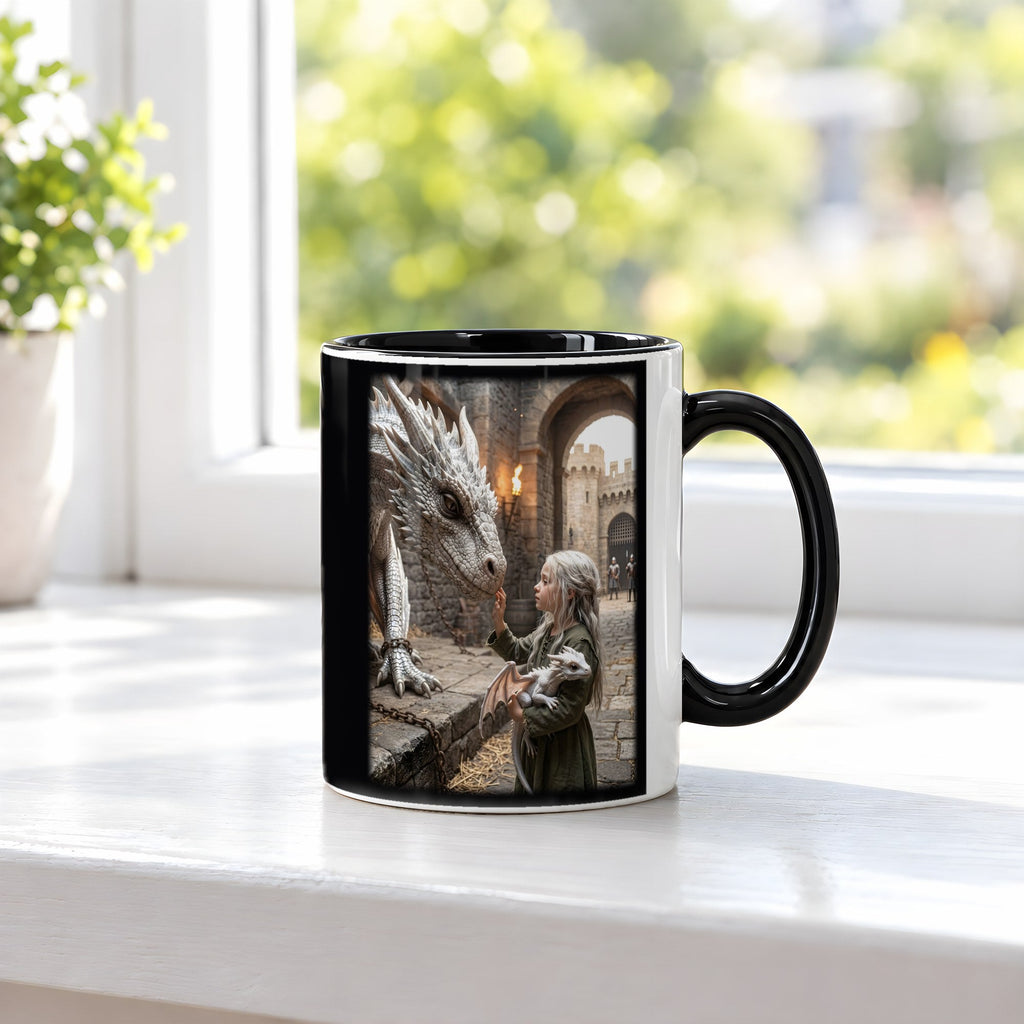 Die kleine Drachenhüterin – Tasse innen schwarz, auf der Fensterbank