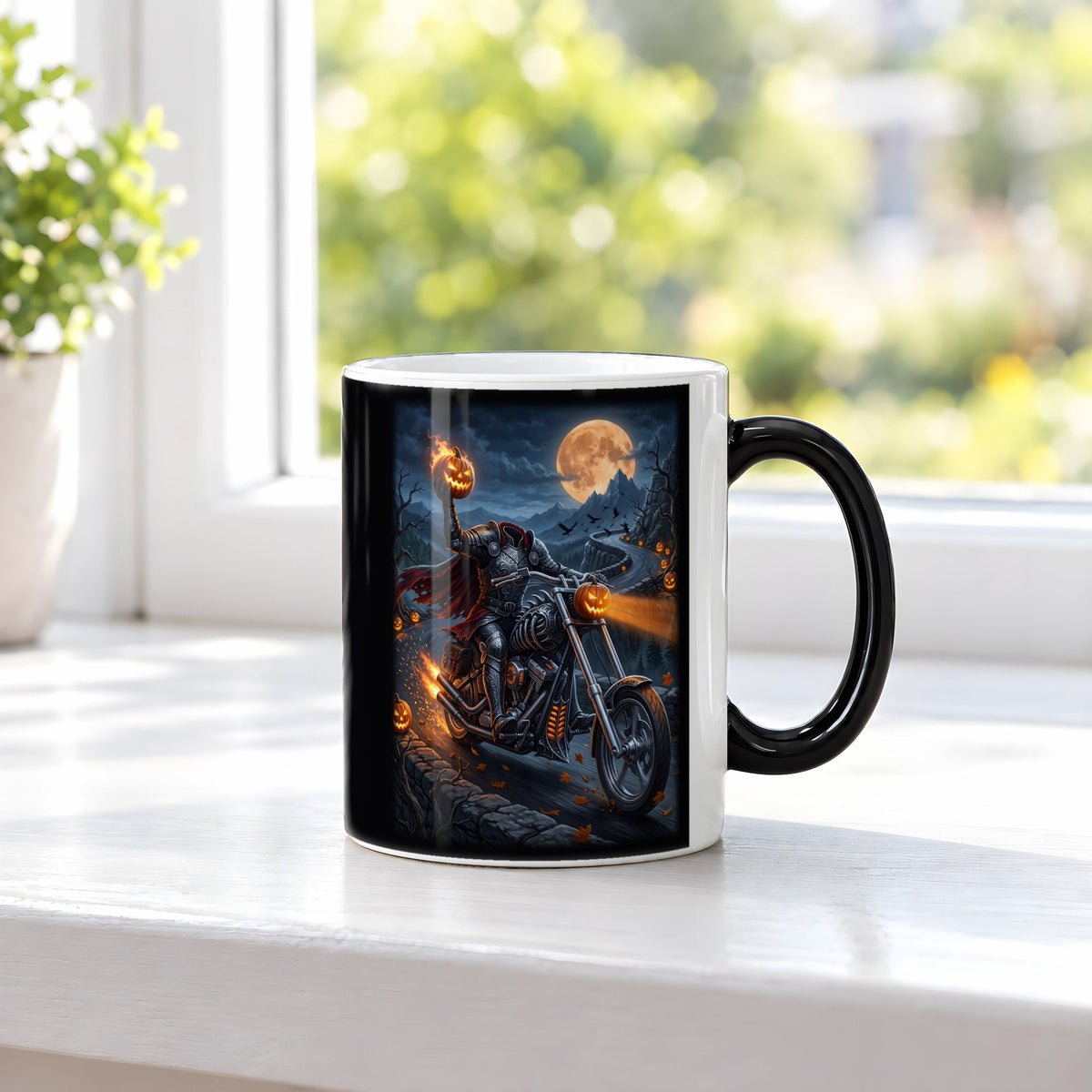 Der Höllenritt – Black Edition Zaubertasse mit Motiv (heiß), auf der Fensterbank