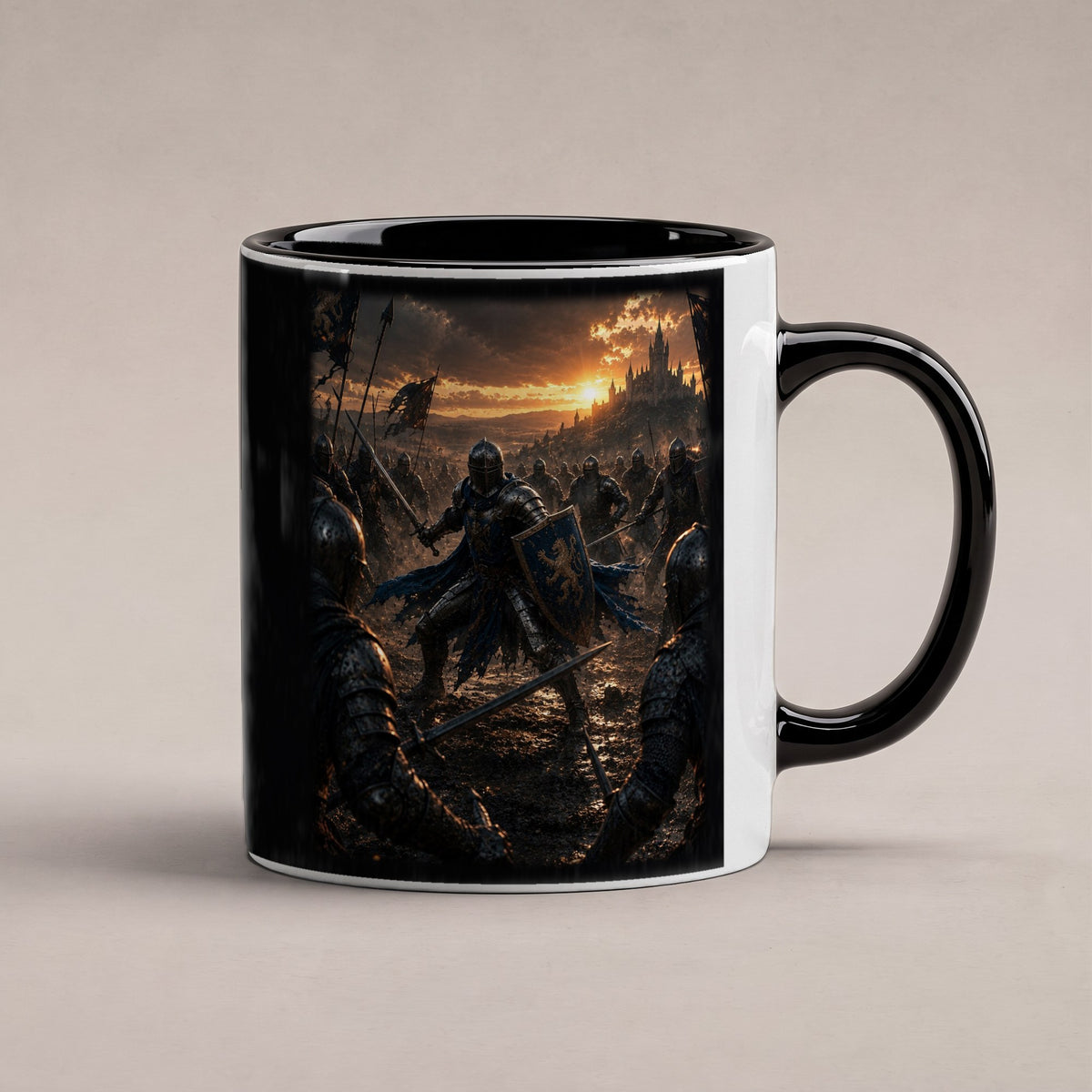 Der letzte Löwe – Tasse innen schwarz, freigestellt