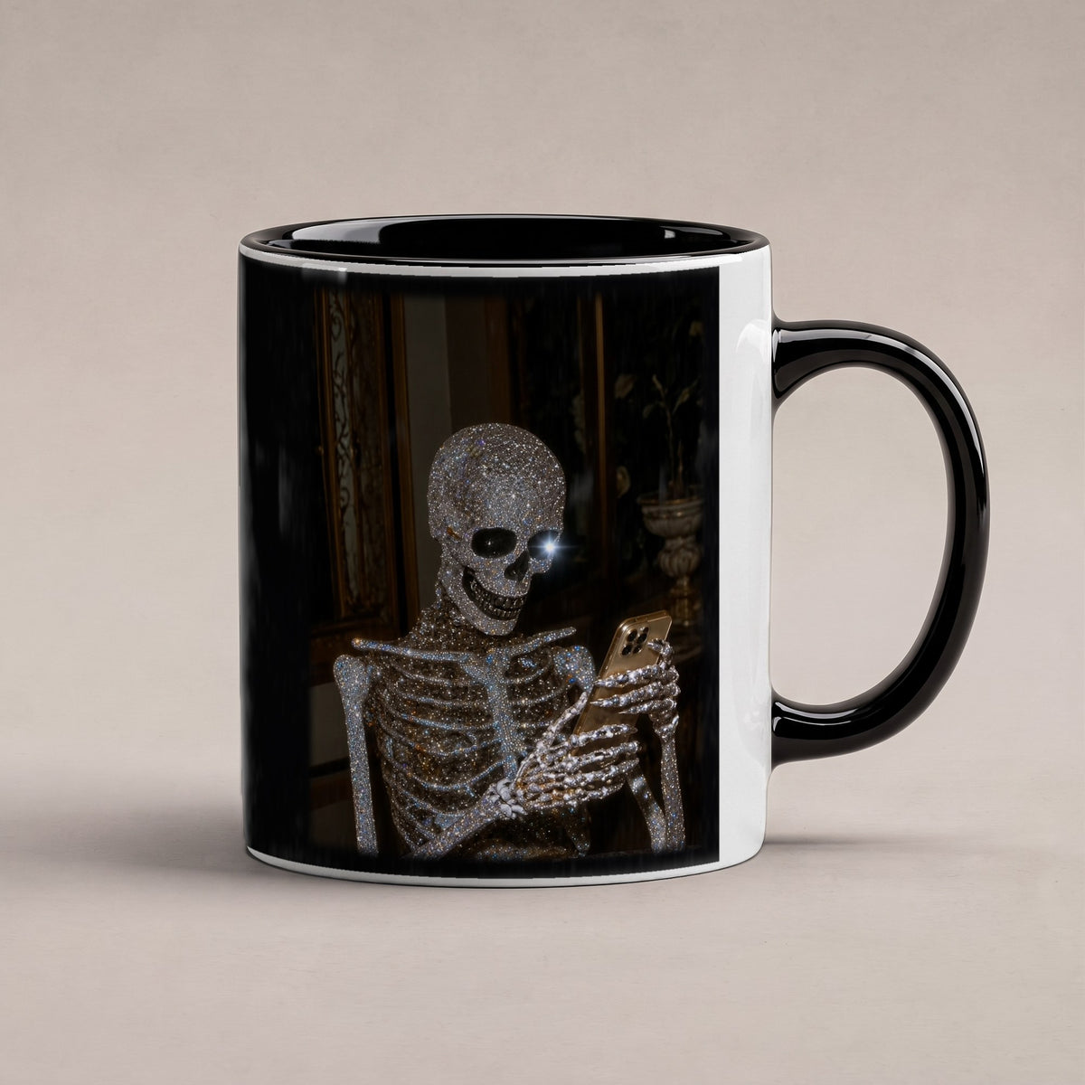 Der letzte Gast – Tasse innen schwarz, freigestellt