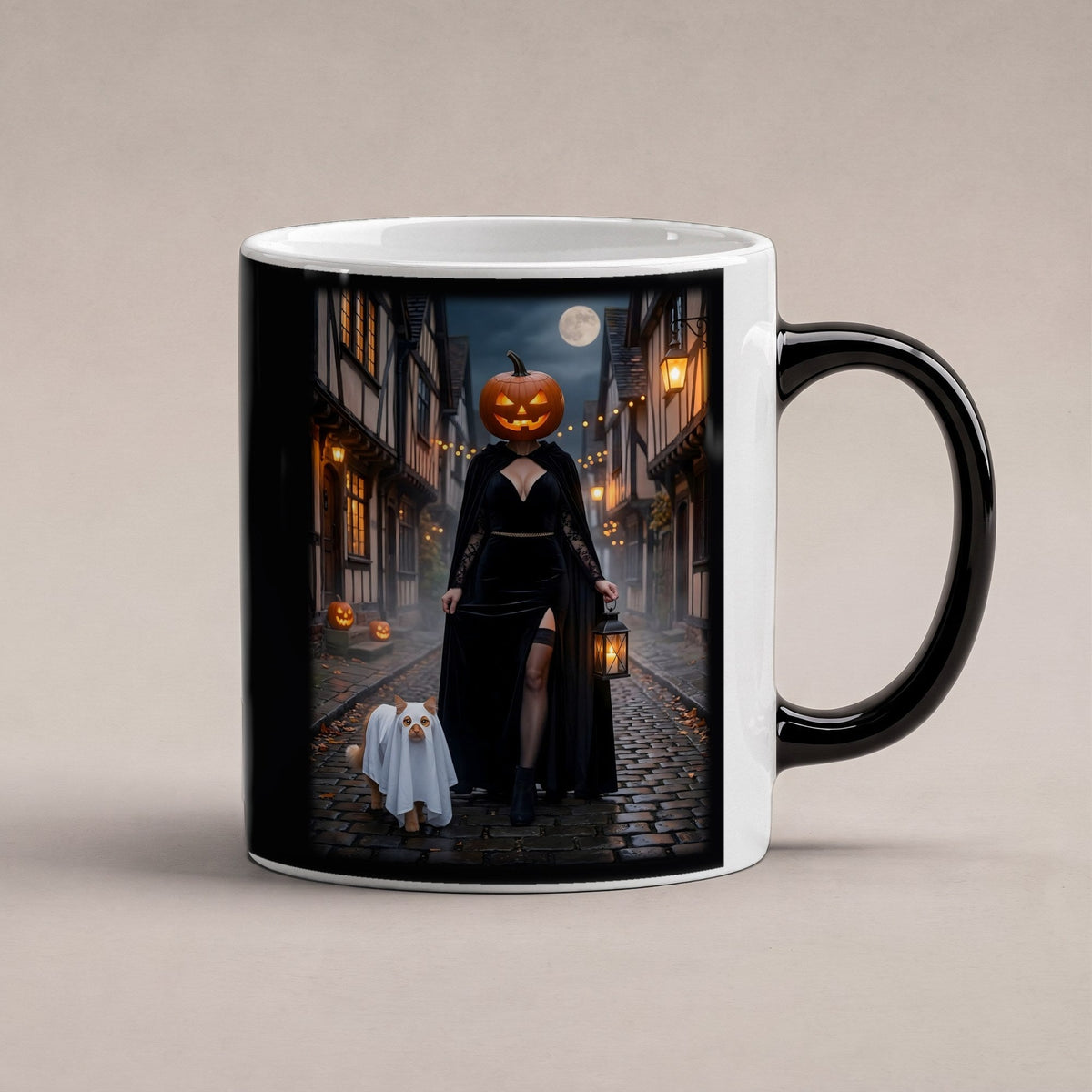 Die Laternenträgerin – Black Edition Zaubertasse mit Motiv (heiß), freigestellt