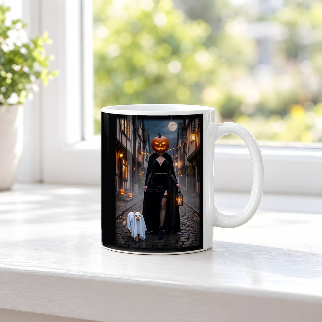 Die Laternenträgerin – weiße Tasse, auf der Fensterbank