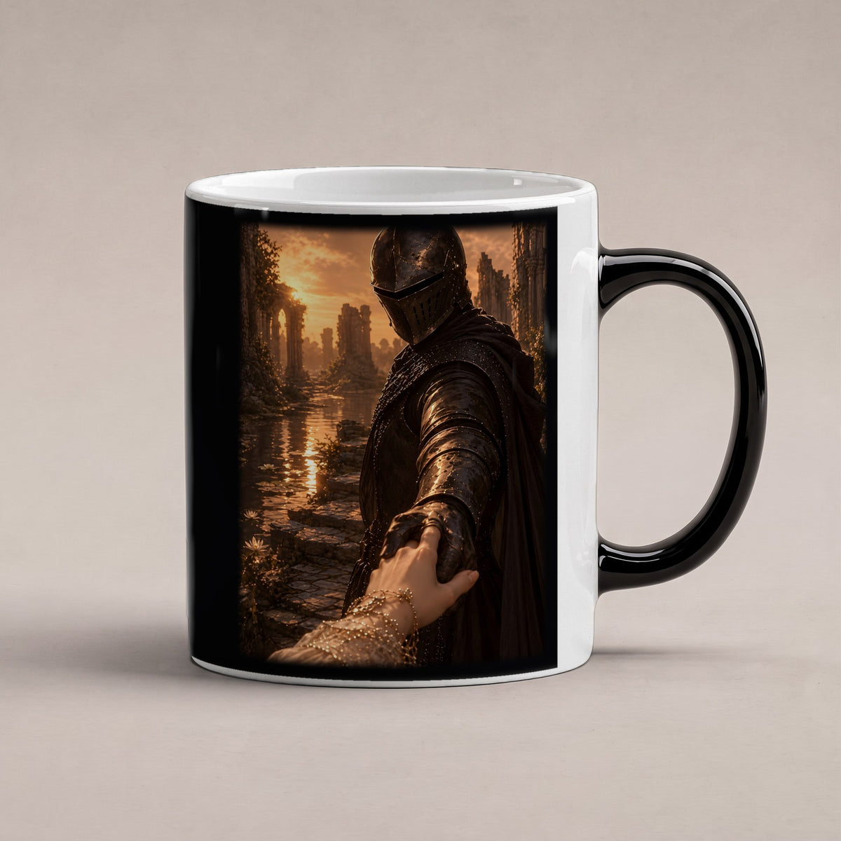 Nimm meine Hand – Black Edition Zaubertasse mit Motiv (heiß), freigestellt