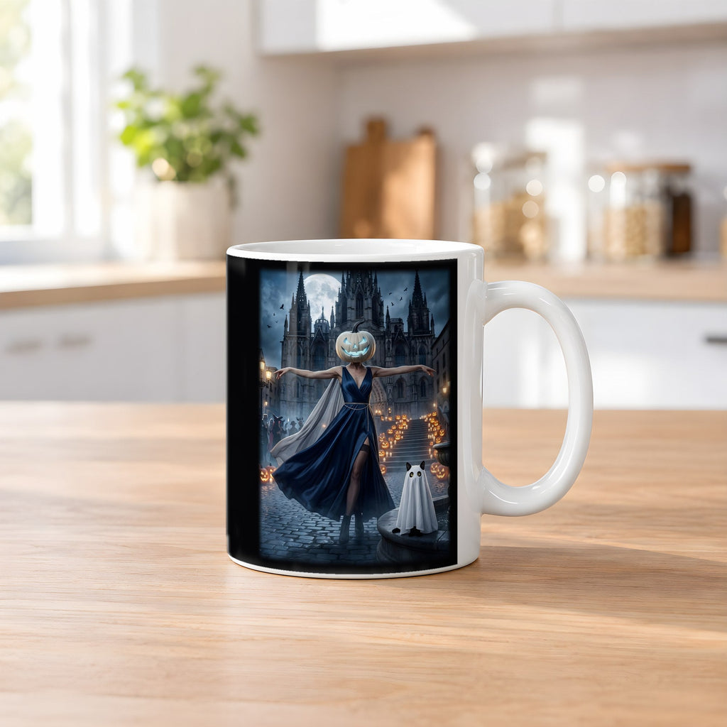 Die Nachttänzerin – weiße Tasse, auf dem Küchentresen