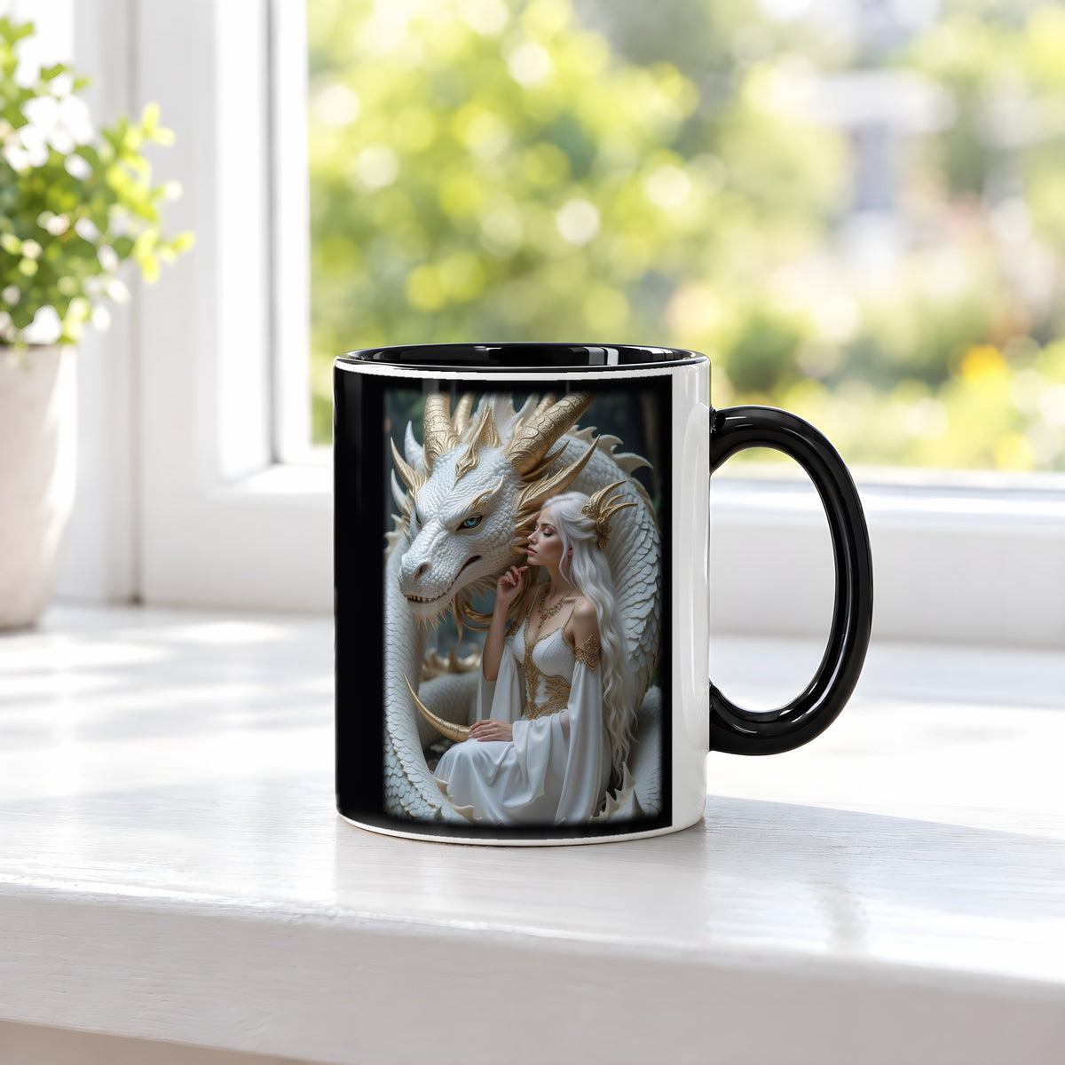 Die Perlenkönigin – Tasse innen schwarz, auf der Fensterbank