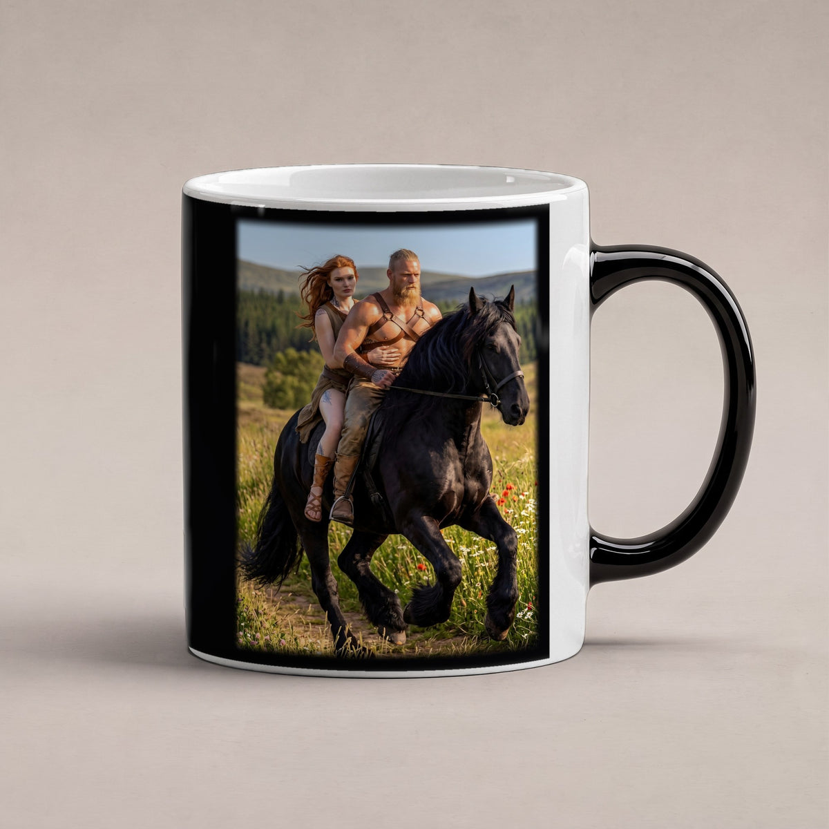 Sommerritt – Black Edition Zaubertasse mit Motiv (heiß), freigestellt