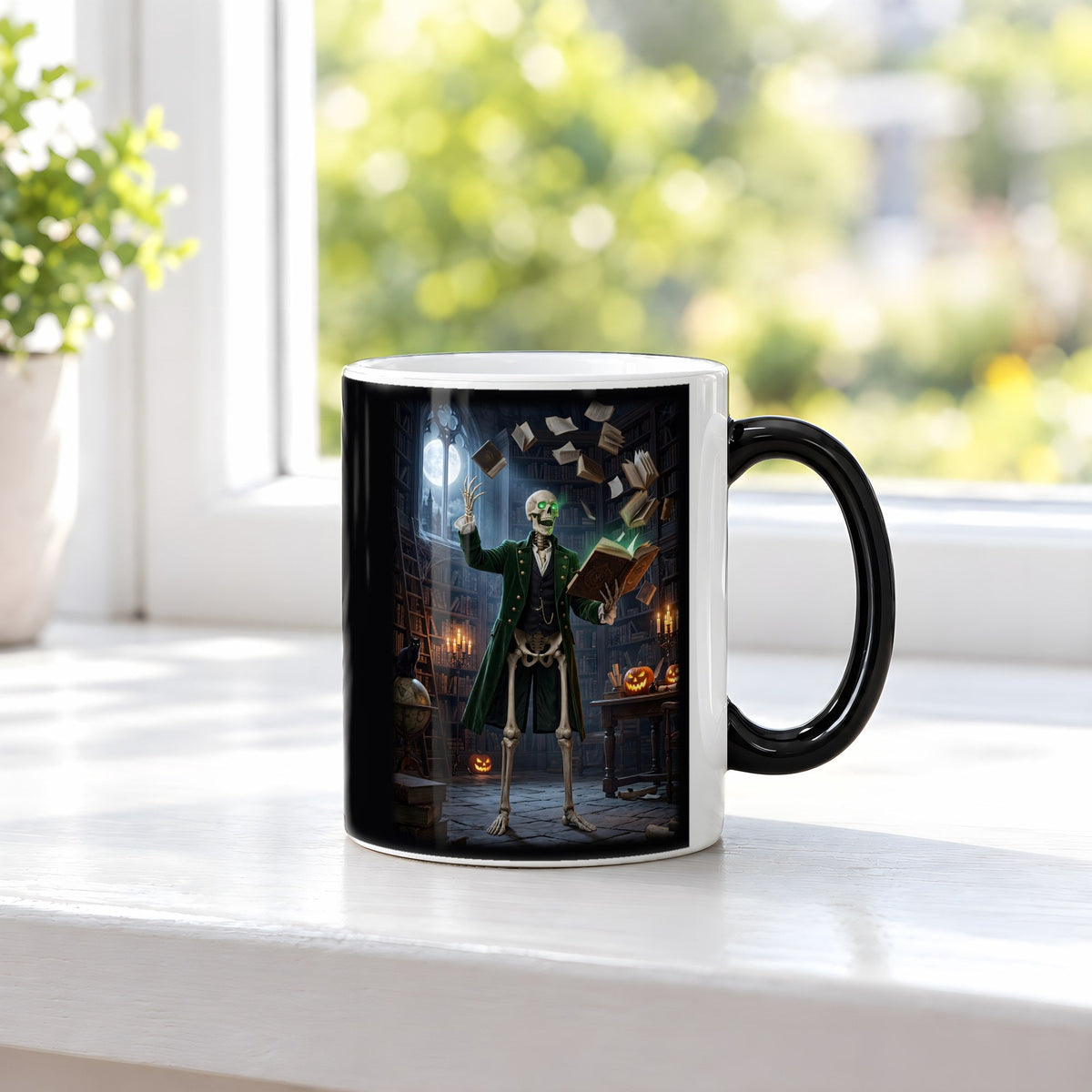 Der Bibliothekar – Black Edition Zaubertasse mit Motiv (heiß), auf der Fensterbank