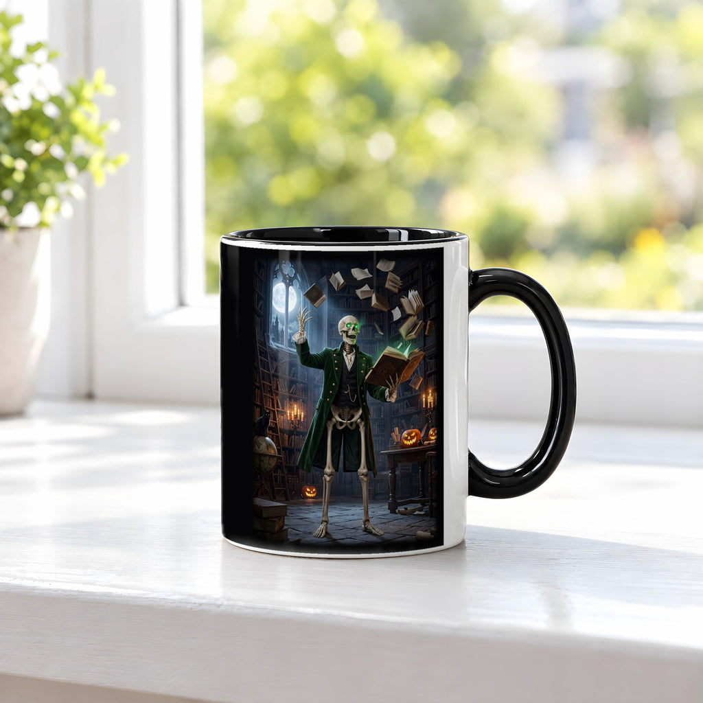 Der Bibliothekar – Tasse innen schwarz, auf der Fensterbank